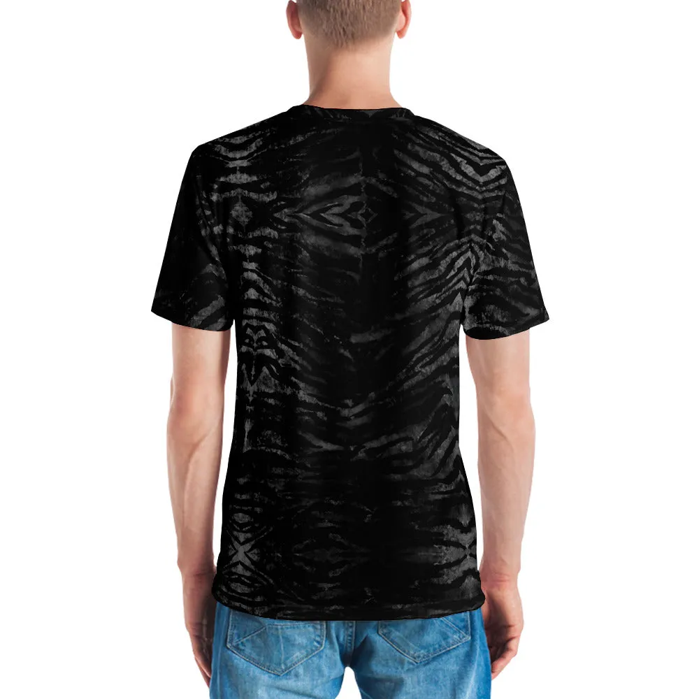 Black Tiger Striped Men's T-shirt, Dark Grey Animal Print Luxury Tee For Men-Made in USA/EU/MX (US Size, XS-2XL)