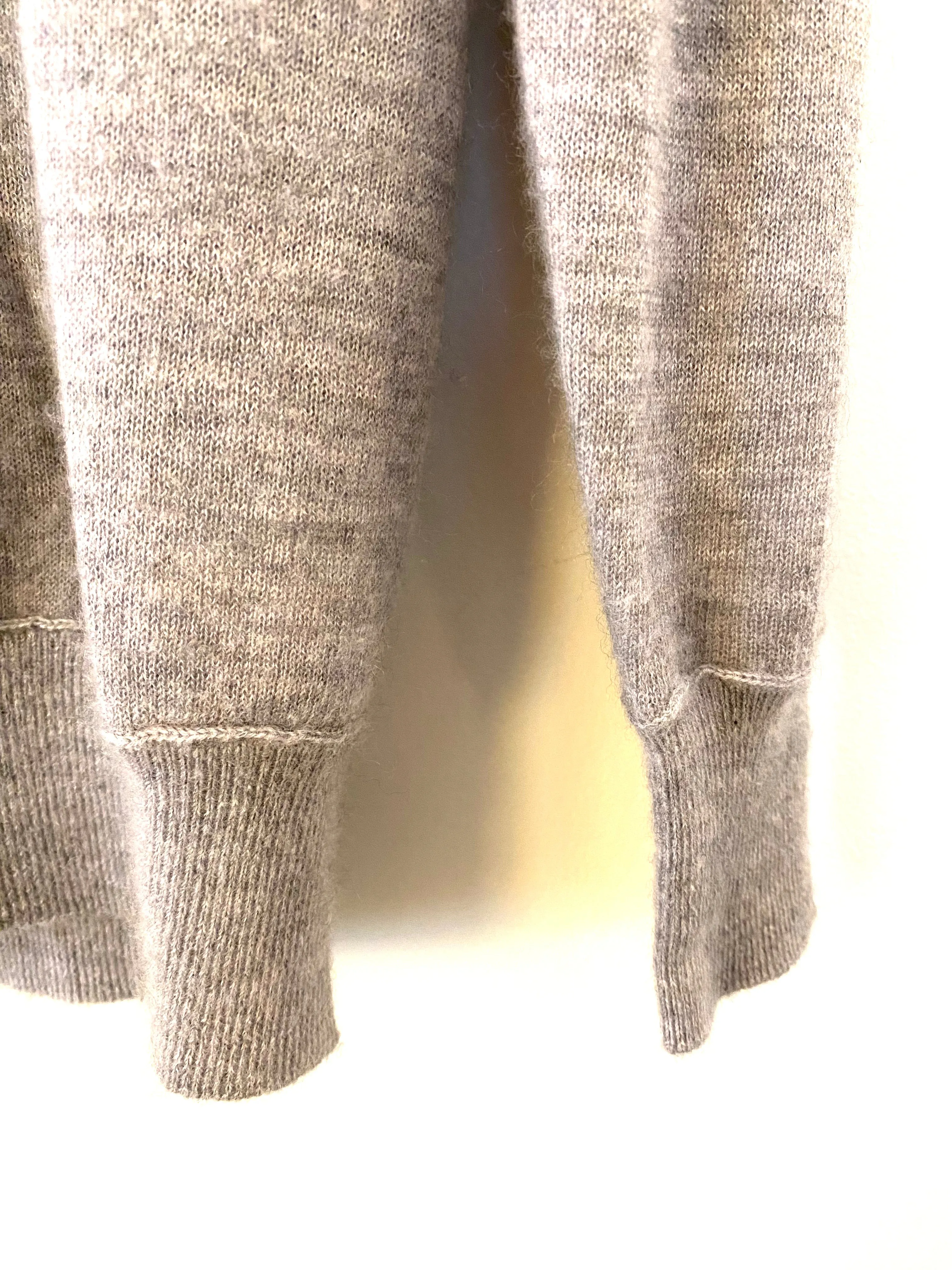 Brazeau Tricot Mineral Sheer V Sweater