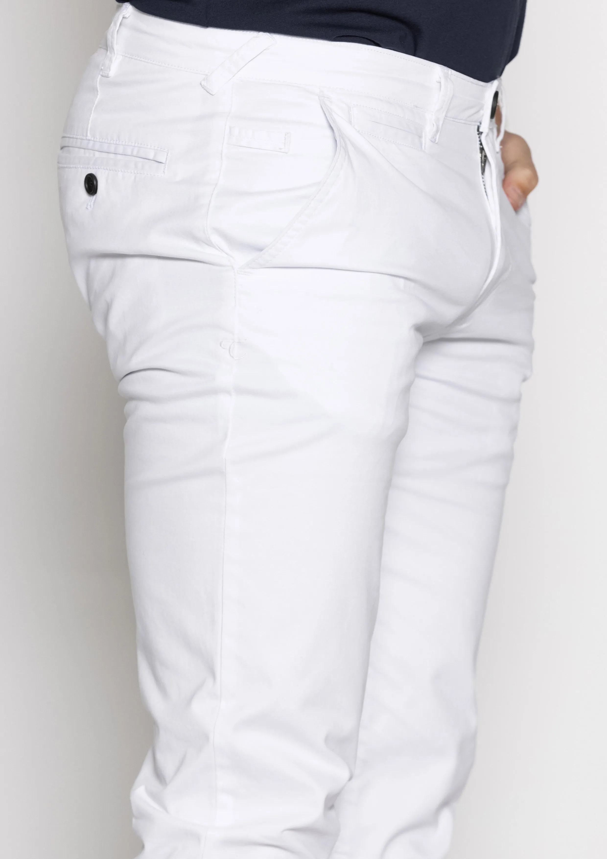 Hastin Brushed Cotton Chino: White