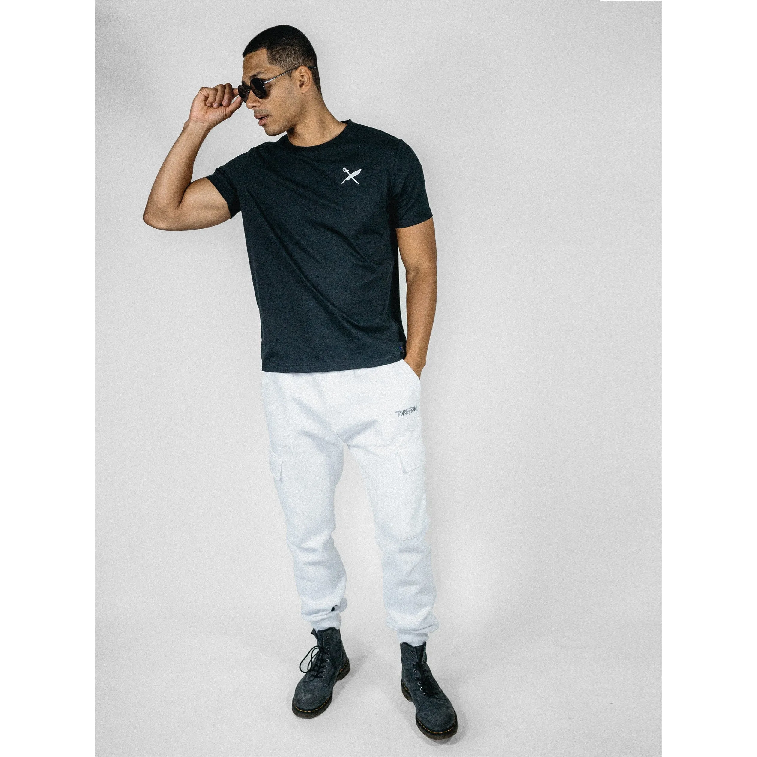 UNISEX CARGO NELSON JOGGER IN WHITE