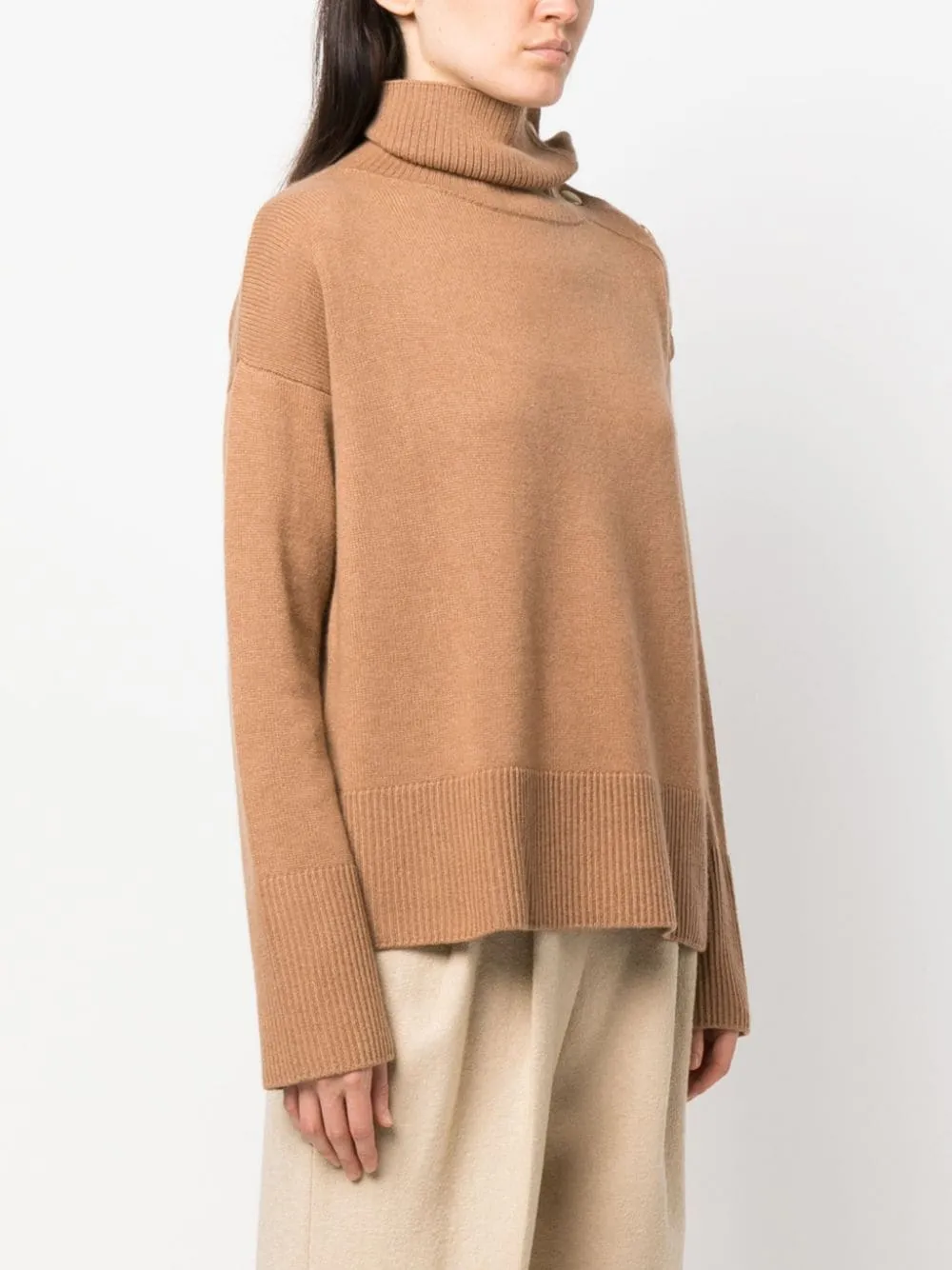 WILD CASHMERE Sweaters Camel